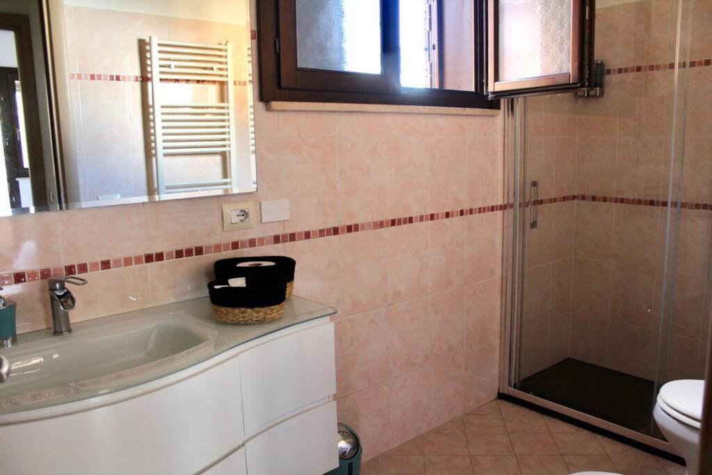 Apartmán The Garden House Fco, Self Check In And Free Private Parking Fiumicino Exteriér fotografie